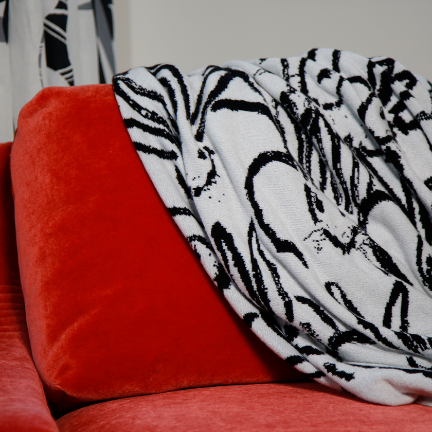 Rabbit Run Cashmere Throw, Black & White