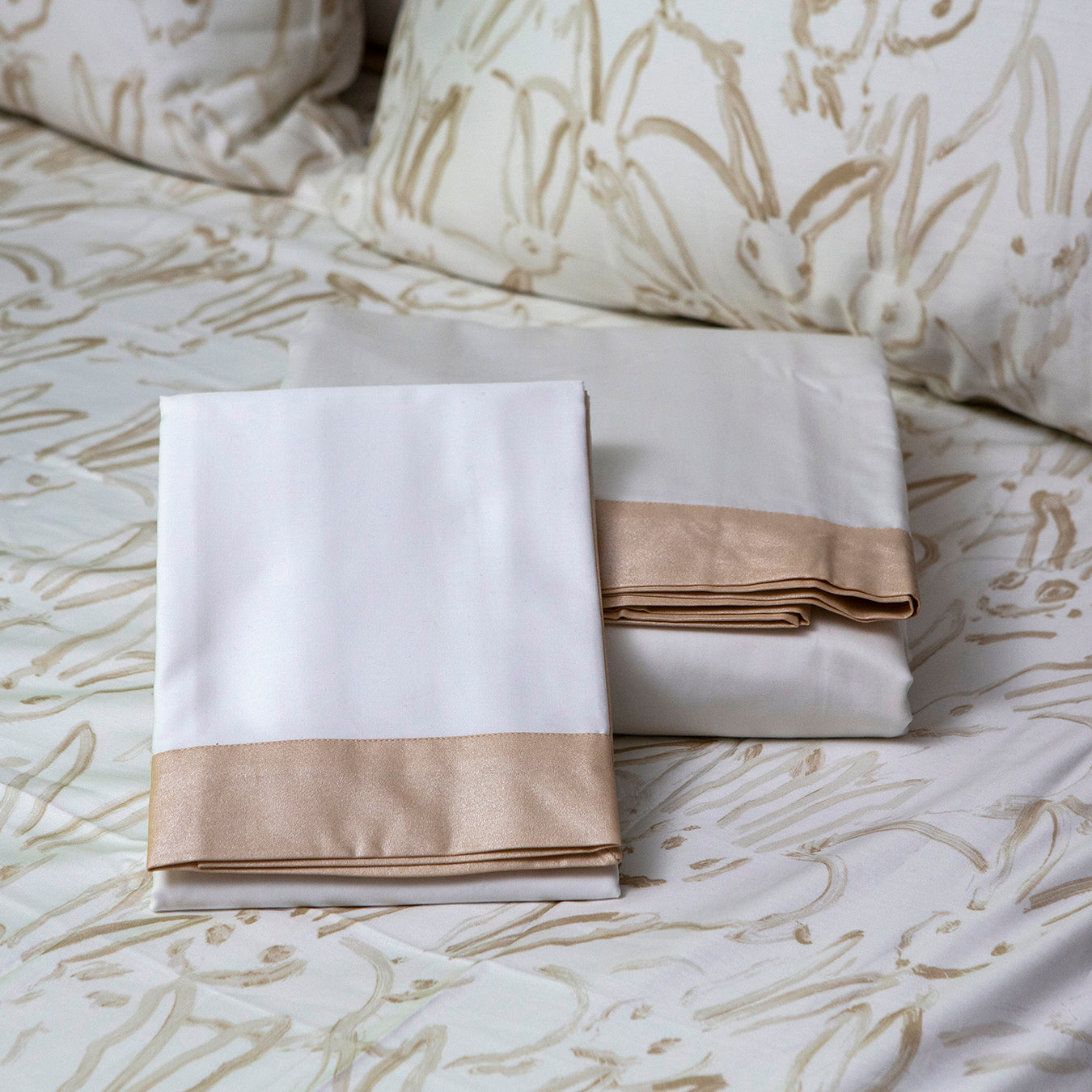 Designer Duvet and Shams in Gold Metallic